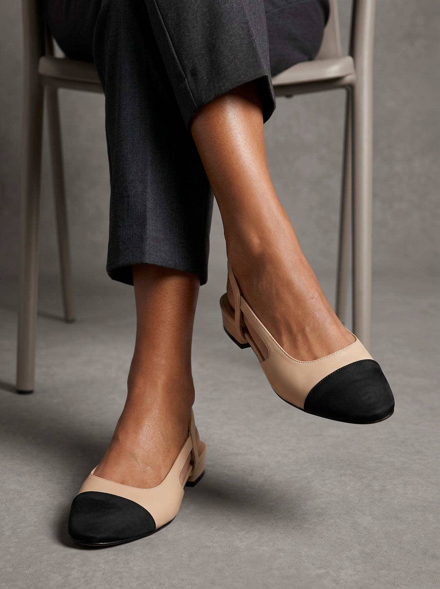 VitaFeet – Slingback Bicolore con Tacco Largo