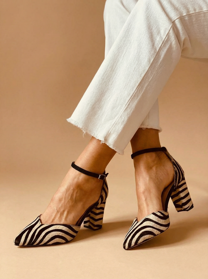 Zebra Trend – Décolleté con Cinturino Regolabile